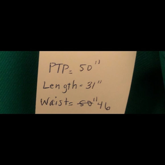 Kelly Green Pant Suit for Plus Size - Picture 4 of 6